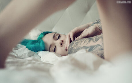 Chaos Isi nackten pornostar galerie