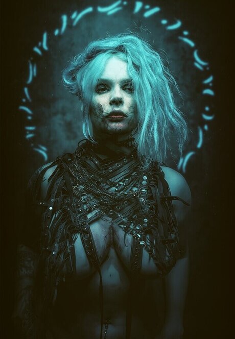 Chaos Isi erotische nackte bilder