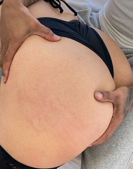 Jenbrasil nackt akt fotos