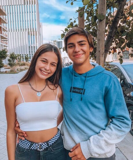 shemale-onlyfans kostenlose porno bild