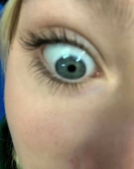 maya zrv hübsche erwachsene fotos