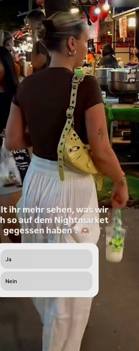 Dagi Bee pornostar sexy galerie