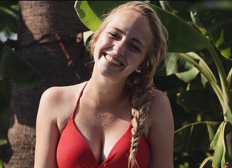 küken nur fans exklusive heiße foto