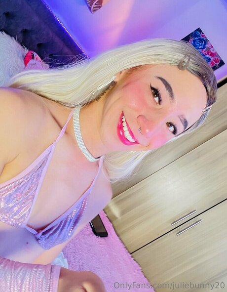 Julie Bunny xxx erotische bilder