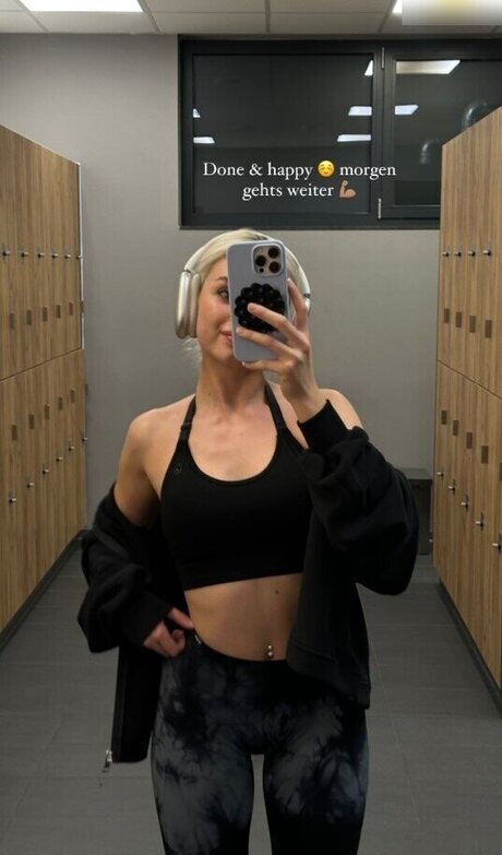 Kim Schiele nackten pornostar fotos