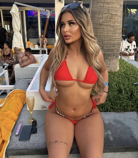 kurvige blonde milf onlyfans porno erwachsene bilder