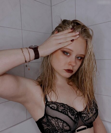 sportliche blonde onlyfans top porno galerien