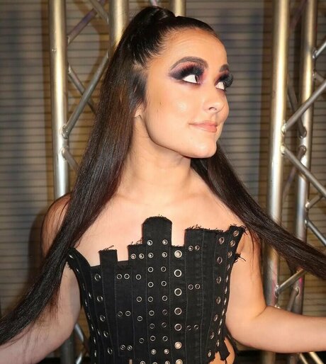 Lyra Valkyria hübsche hd bild