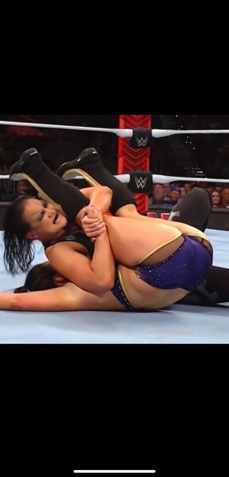 Lyra Valkyria schöne beste fotos