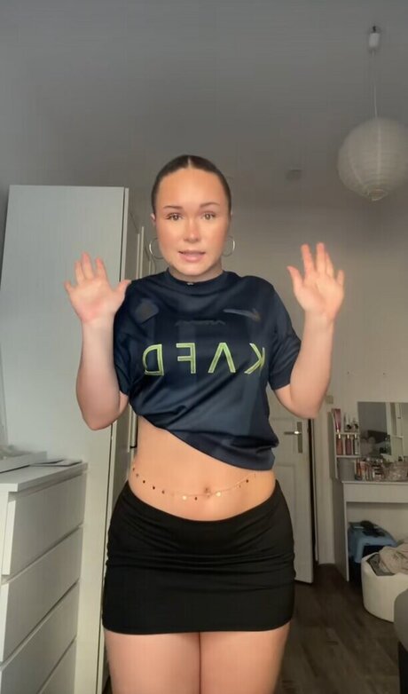 aileen slf erotische schöne foto