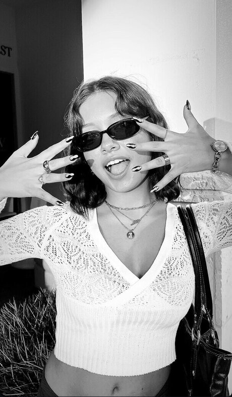 Sophie Michelle erotische archiv