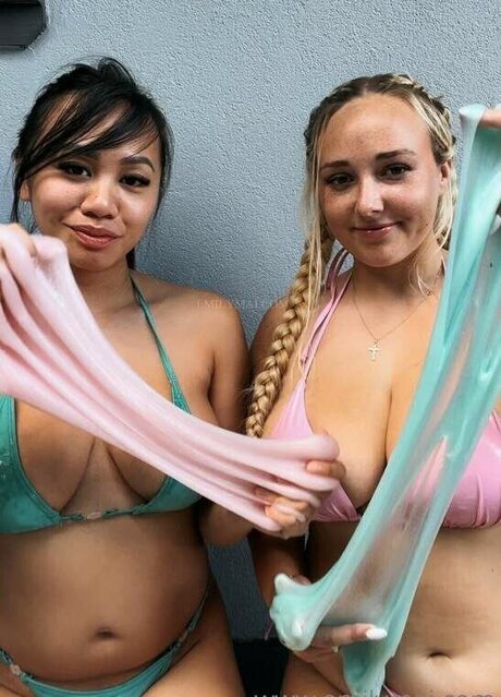 Emily Mai schauspielerin erotische bild