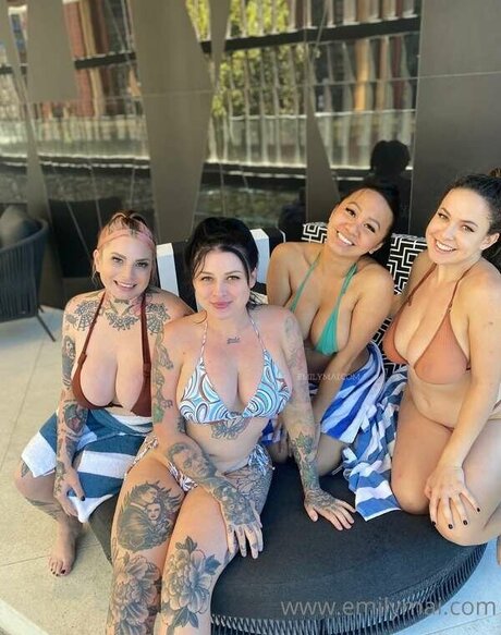 wunderschöne onlyfans exklusive kostenlose archiv