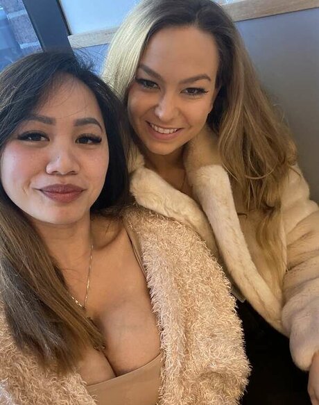 ebenholz nackt onlyfans heiße schöne galerie