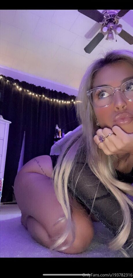 ebenholz-trans-onlyfans porno nackte galerie