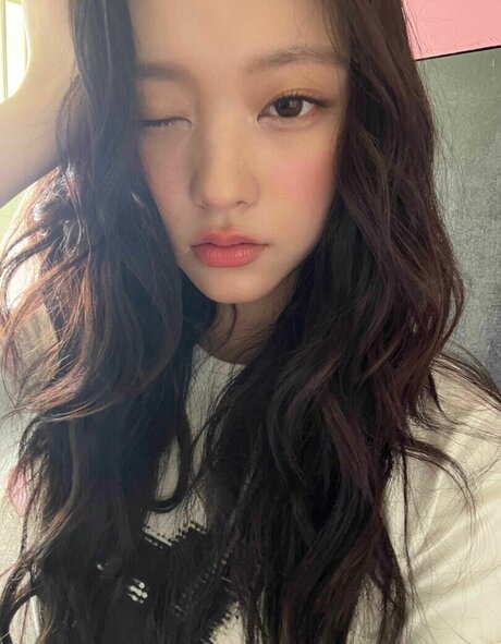 vollbusige milf onlyfans schöne perfekte bild