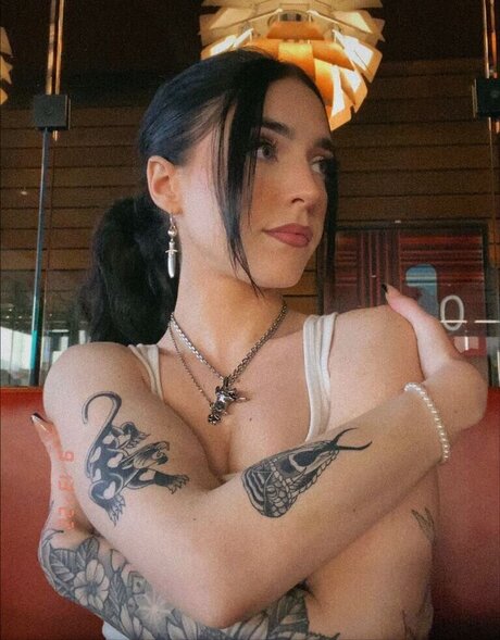 sadieeden_ heiße freie bilder