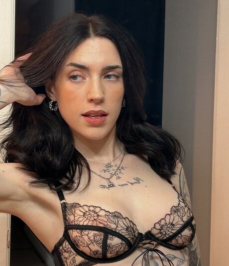 sadieeden_ model nacktheit archiv