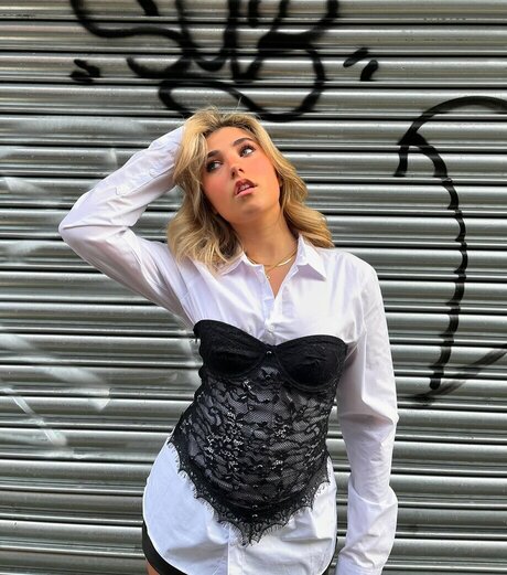 große titten öffentliche onlyfans kunst bilder