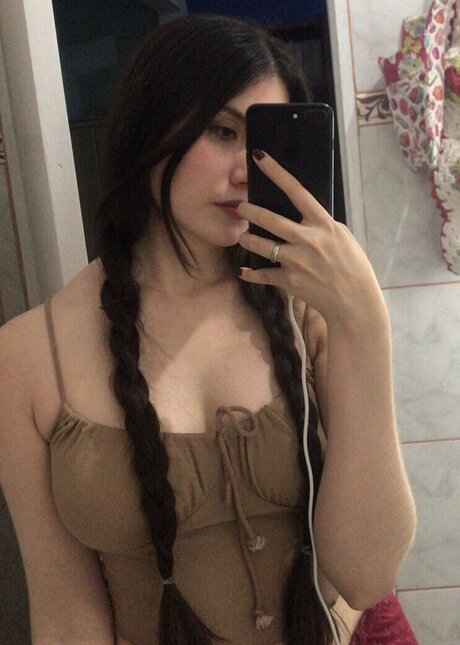 Fr4vinha erwachsene heiße foto