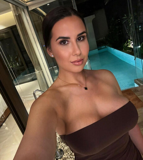 Alexandra Ianculescu kunst sexy bilder