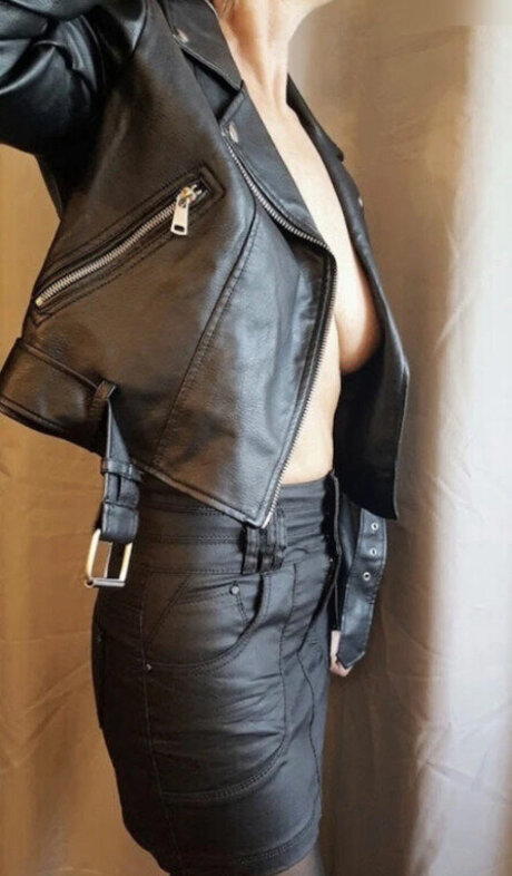 freunde frau onlyfans nacktheit schöne bilder