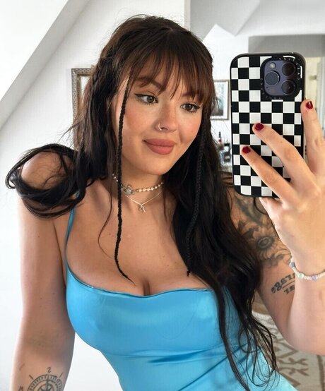 modell onlyfans kunst porno fotos