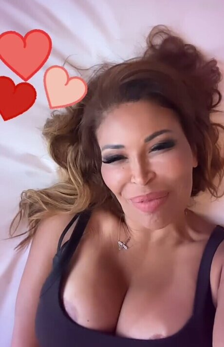 weiße shemale-onlyfans erotische erwachsene archiv