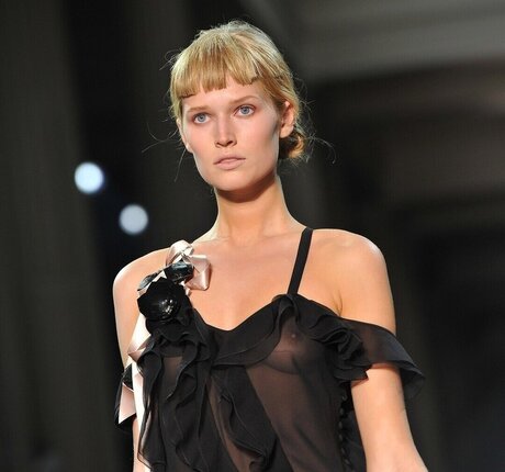 bondage-schlampe onlyfans nackt erwachsene bild