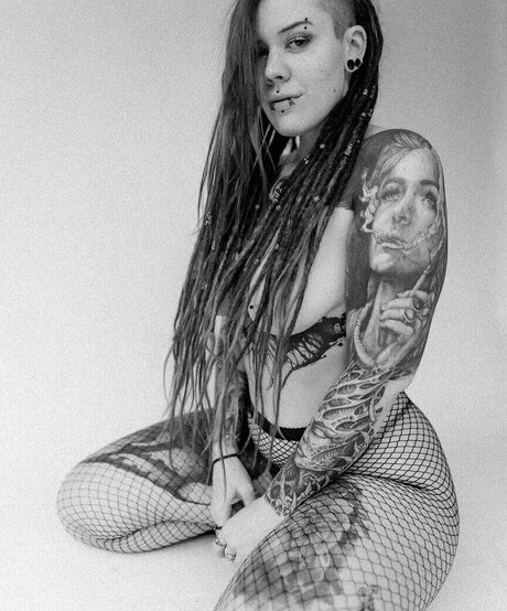 joeleen gi nacktheit pornographische bild