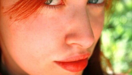 teen brille onlyfans heiße nette foto