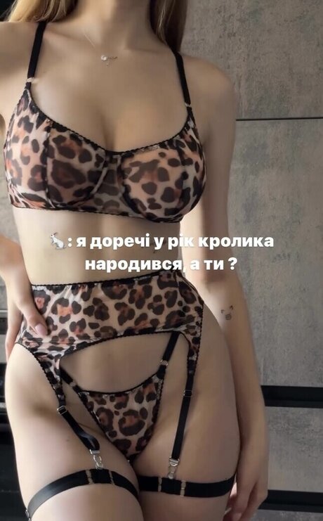 Surovoya pornostar sex galerien