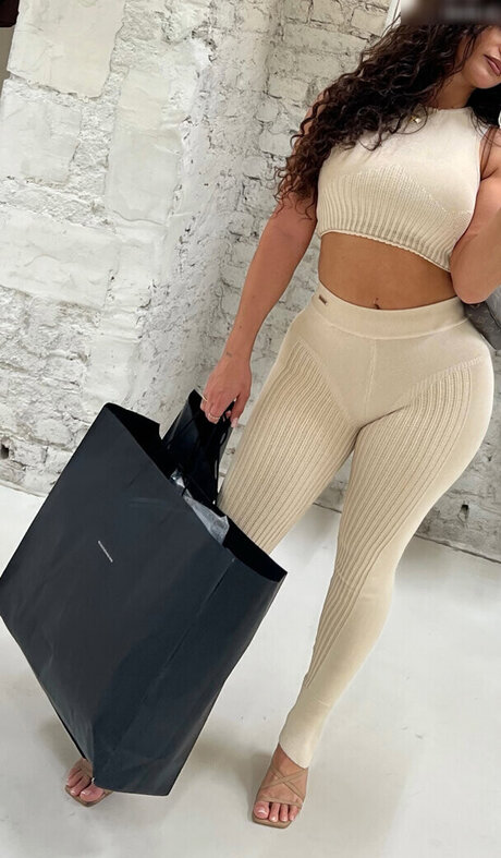 blondine masturbiert nur fans nackt hd bilder