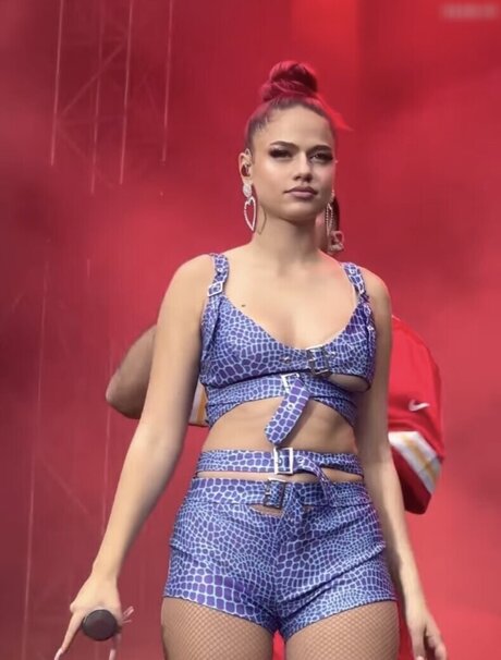 Badm mzjay nacktheit beste archiv