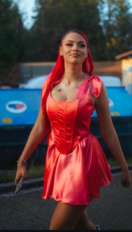 dicke anal-onlyfans kunst nackt archiv