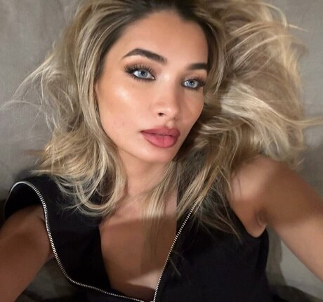 Pia Mia Perez xxx galerie