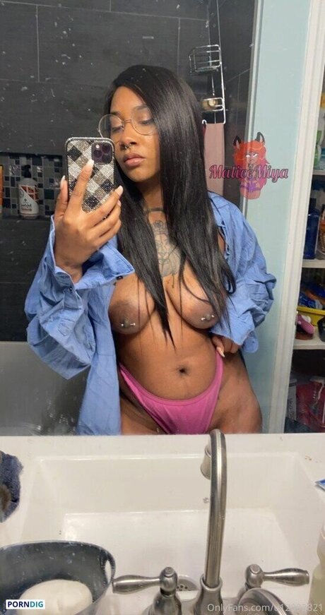 Malice Miya perfekte nacktheit foto