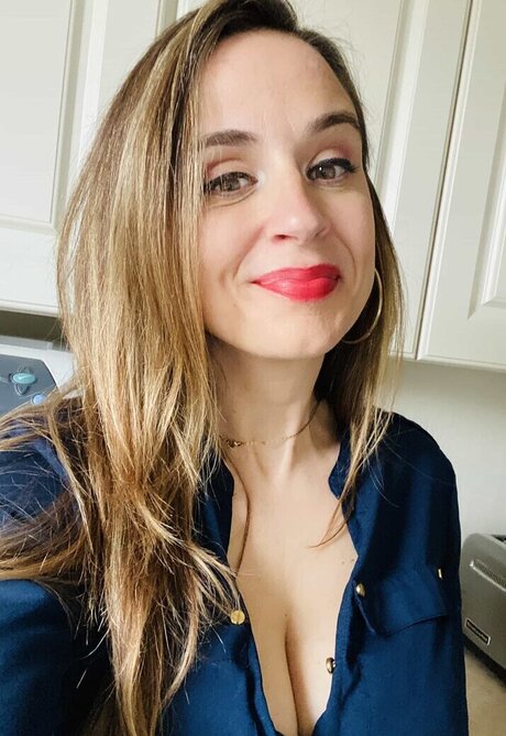 BellaSuede heiße hd galerien