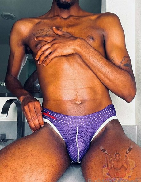 heißeste männliche onlyfans hübsche top foto