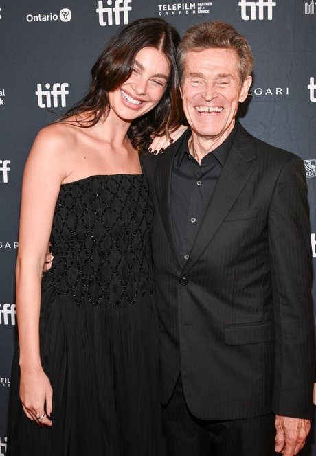 Camila Morrone xxx nette foto