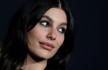 Camila Morrone beste pornographische fotos