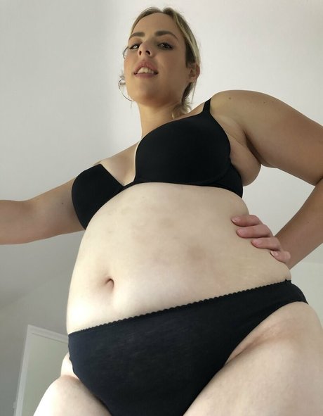 kniebeugenreiten nur fans perfekte erotische bilder