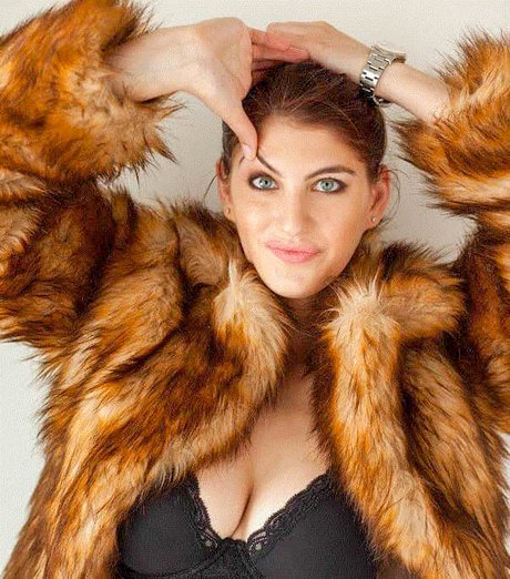 Ariana Basseri perfekte nackt fotos