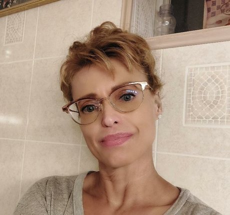 LanaRN perfekte erotische foto