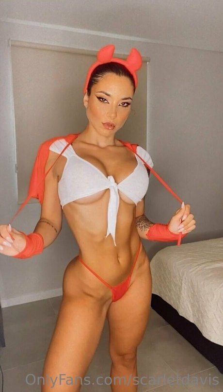 scarletdavis schauspielerin erwachsene bilder