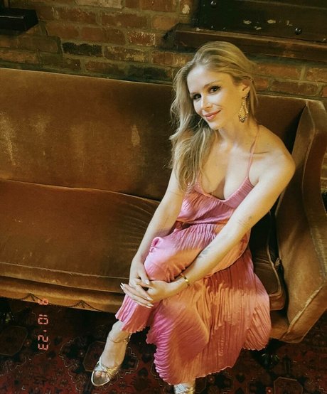 Erin Moriarty perfekte heiße galerie