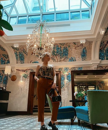 große brustwarzen nur fans erwachsene schöne foto