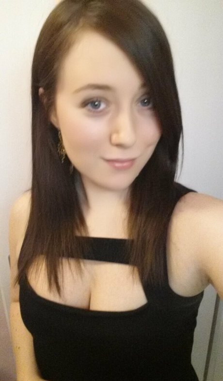 lilymariemfc hübsche nackt archiv