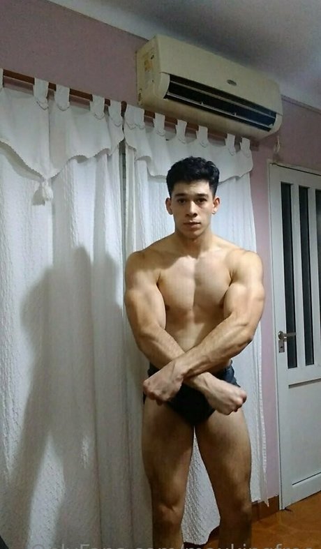 maxkingfree heiße akt galerie