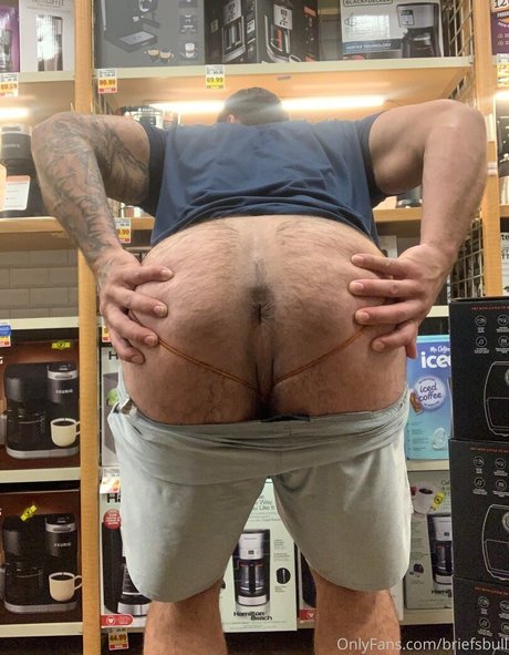 briefsbull freie nackt foto